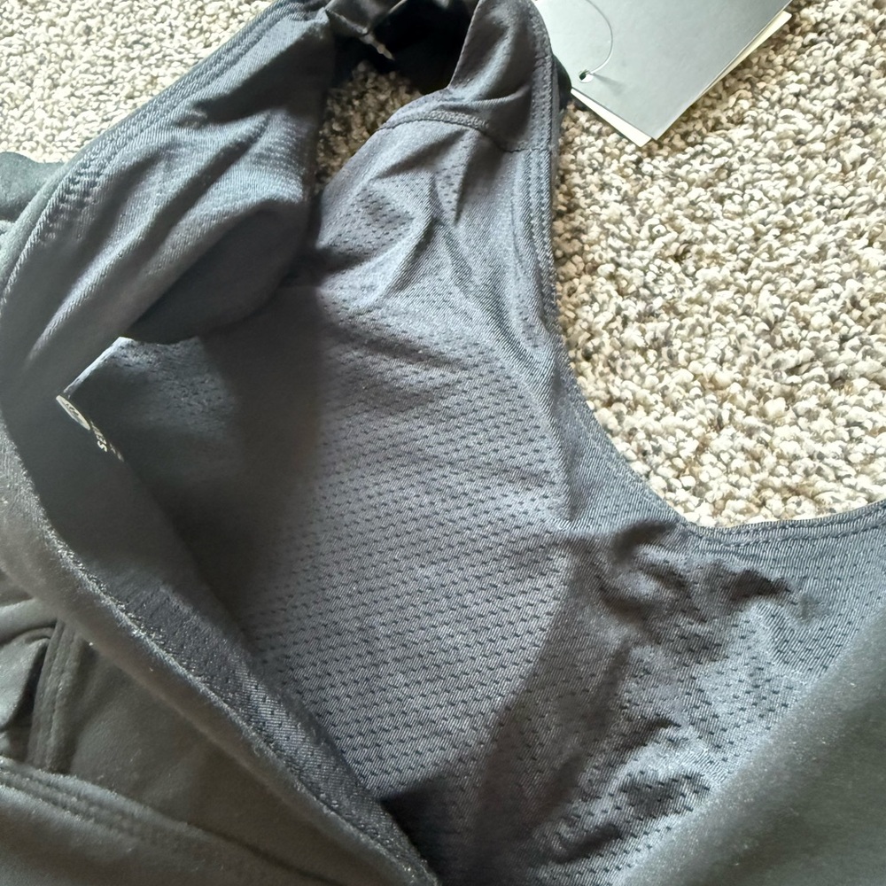 Senita Athletics Black Ruffle Activewear Top - Picture 6 of 6